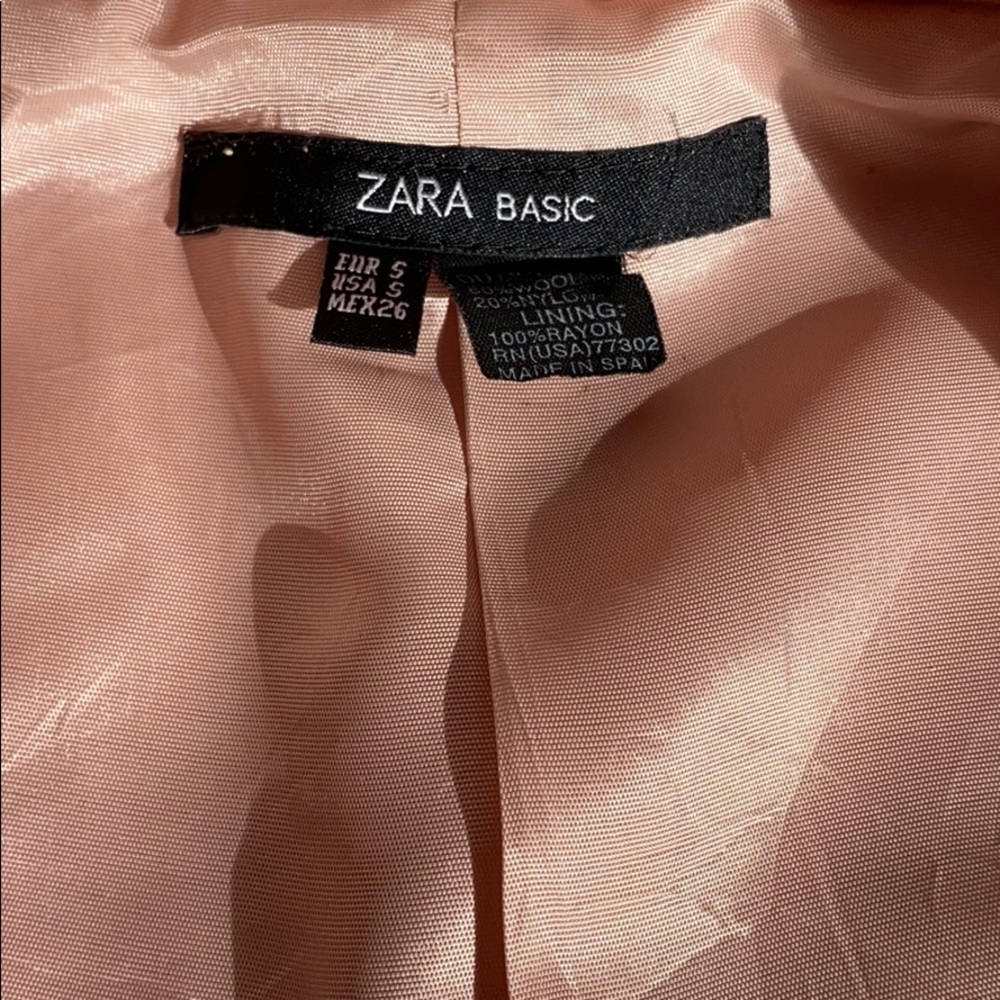 The cutest Zara coat